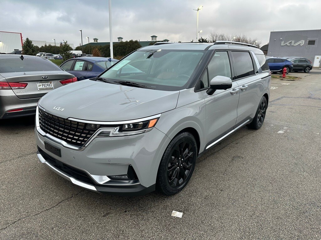 2022 Kia Carnival SX Prestige photo 3