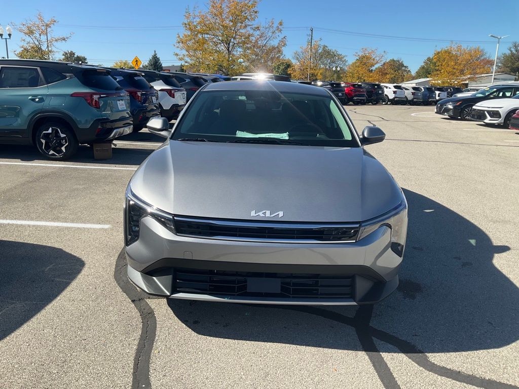 New 2025 Kia K4 EX Sedan