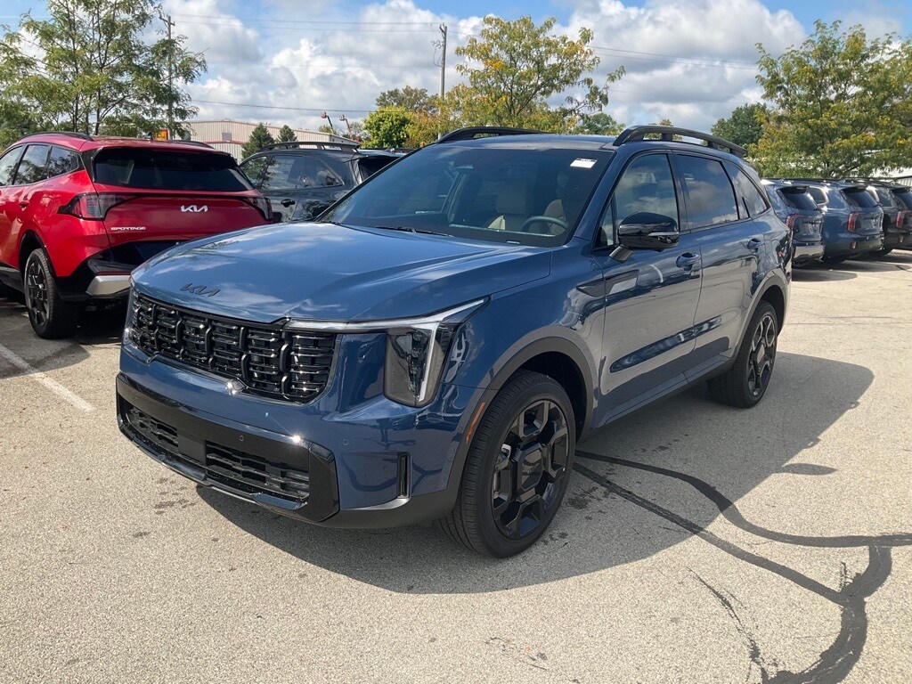 2026 Kia Sorento X-Line SX Prestige photo 2