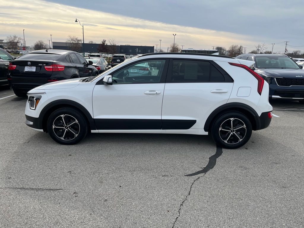 Certified 2025 Kia Niro EX SUV