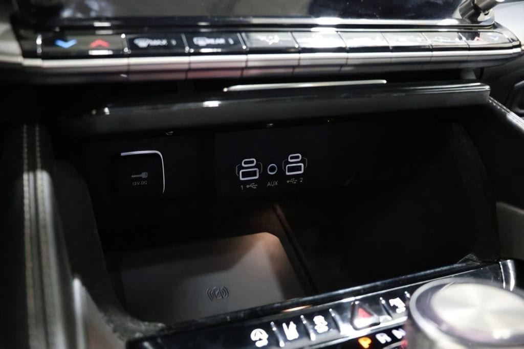 2025 Jeep Wagoneer Series I - Photo 31