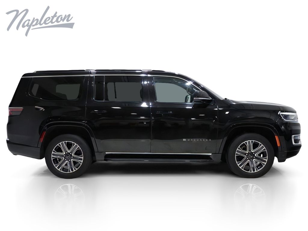 2025 Jeep Wagoneer Series I - Photo 9