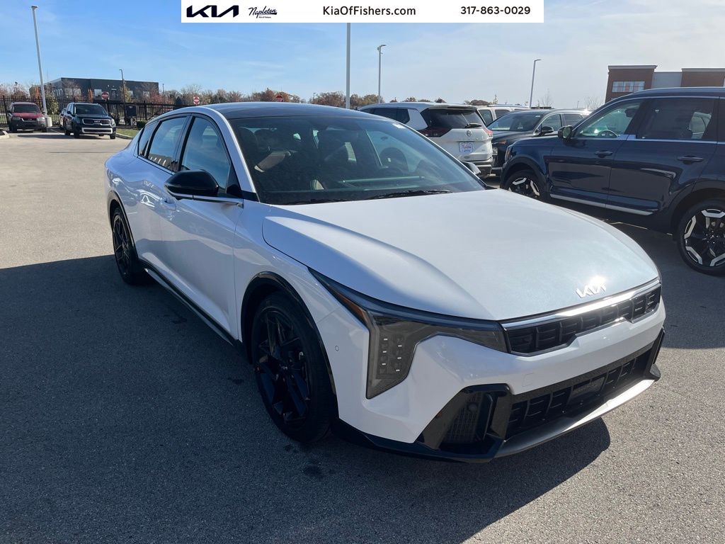 2025 Kia K4 GT-Line Turbo's photo