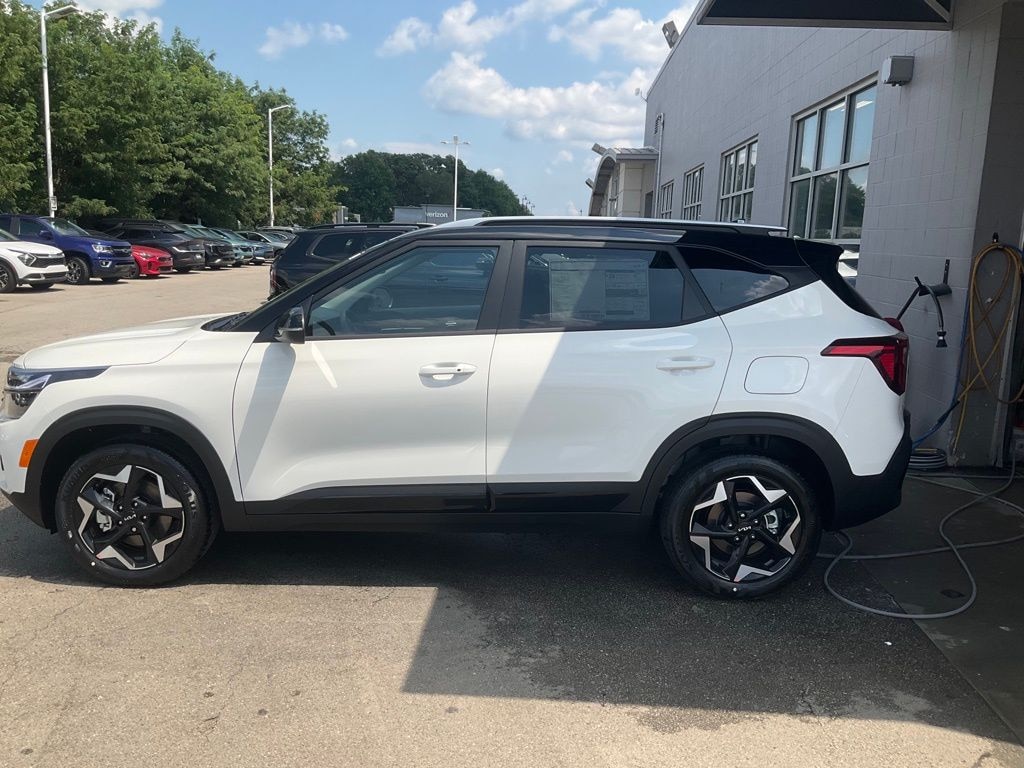 New 2026 Kia Seltos S SUV