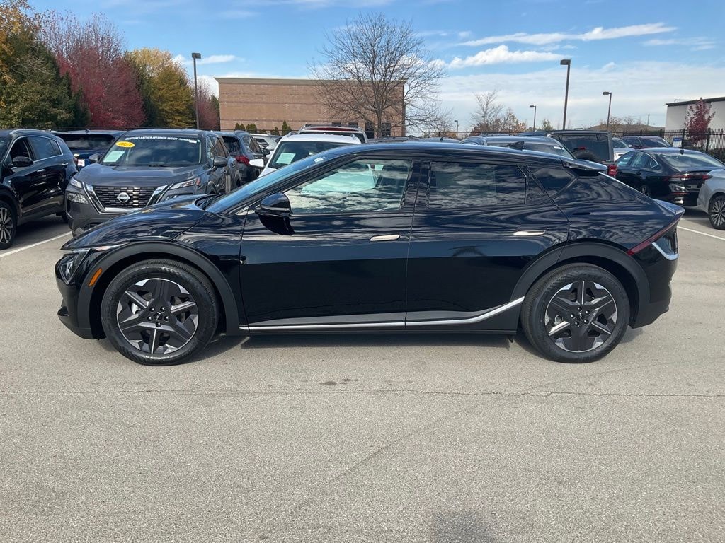 New 2025 Kia EV6 Light Long Range SUV