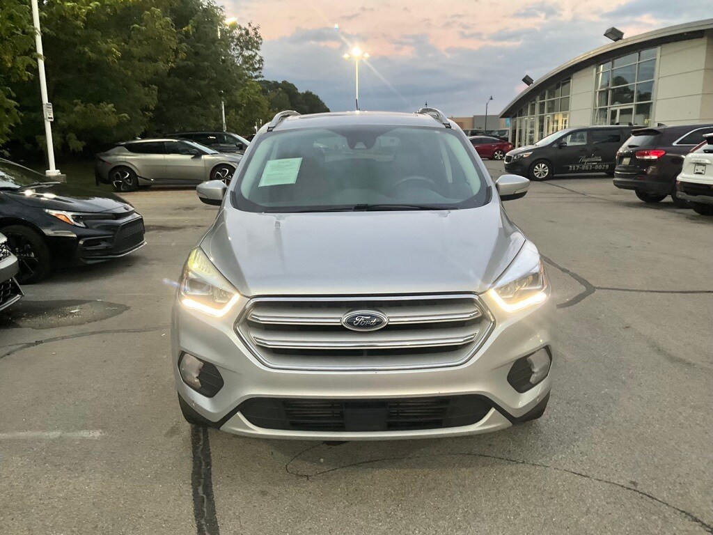 2018 Ford Escape Titanium photo 2