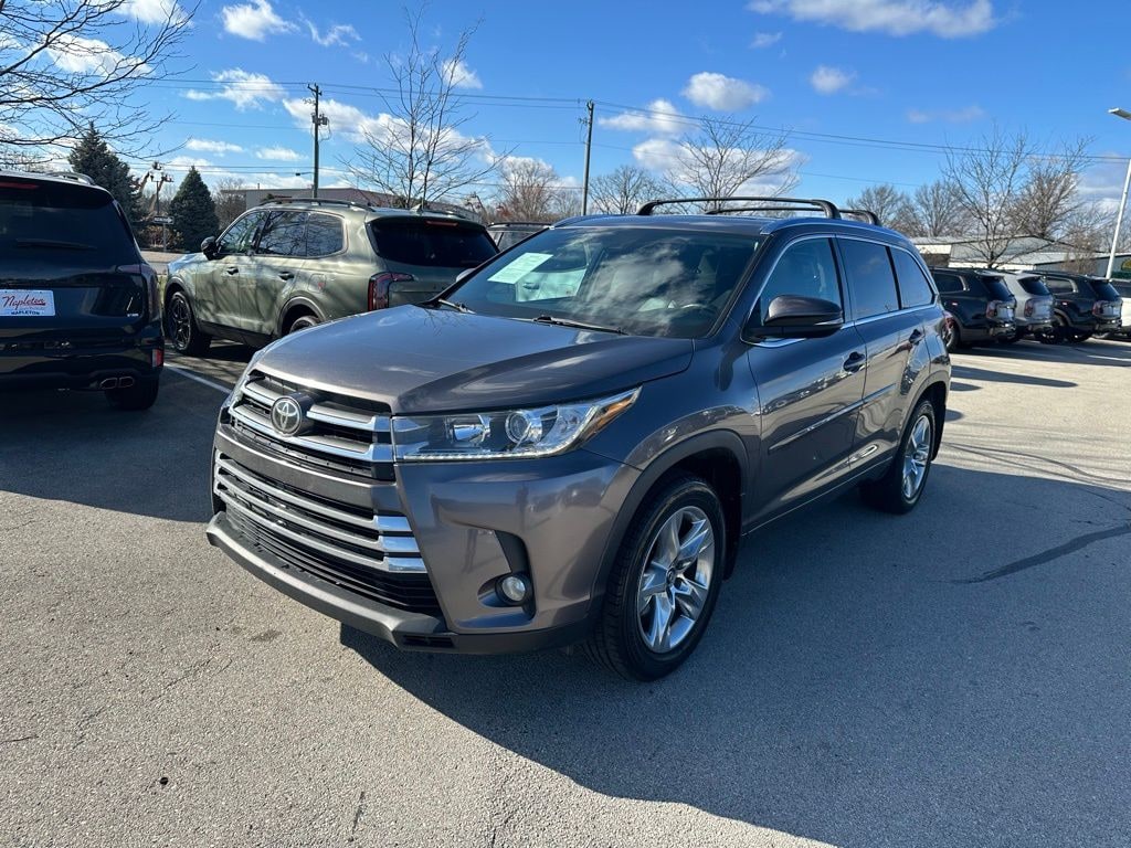 Used 2017 Toyota Highlander Limited SUV