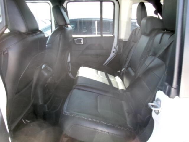 2023 Jeep Wrangler Sahara 4xe photo 4