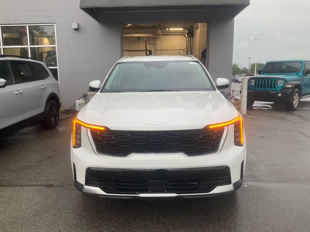 2025 Kia Sorento Hybrid EX photo 2