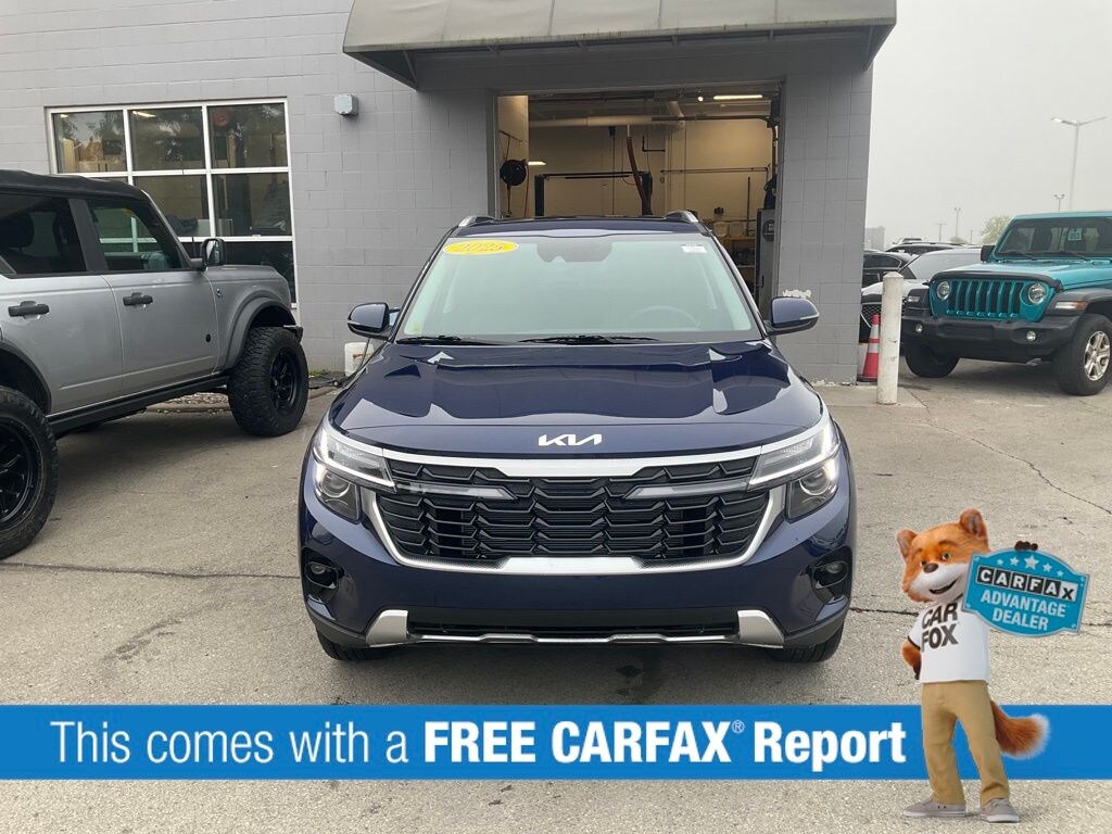 Used 2025 Kia Seltos EX SUV