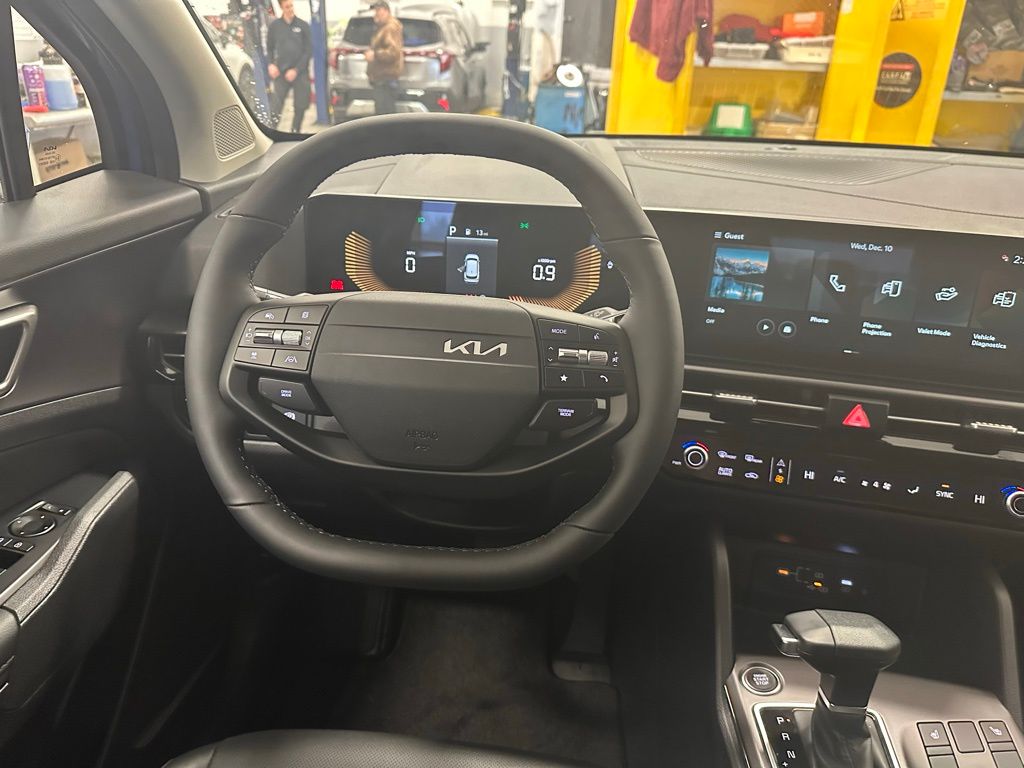 2026 Kia Sportage EX - Photo 18