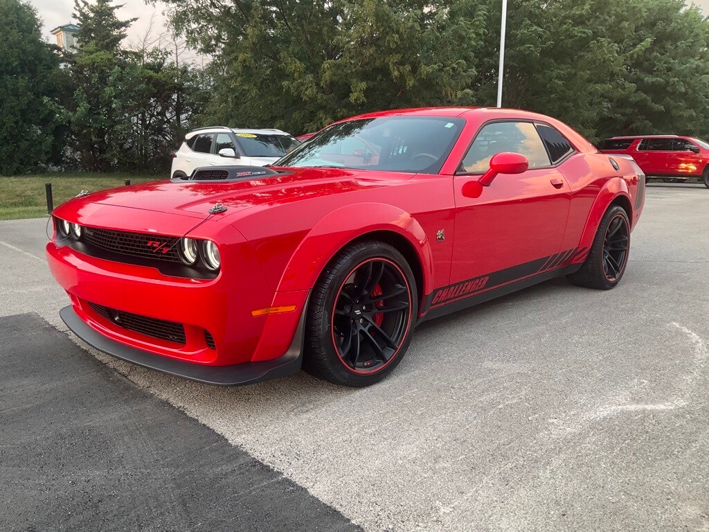 2021 Dodge Challenger R/T Scat Pack Widebody photo 3