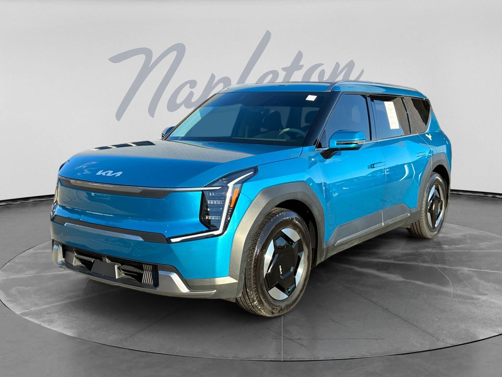 2024 Kia EV9 Wind AWD's photo