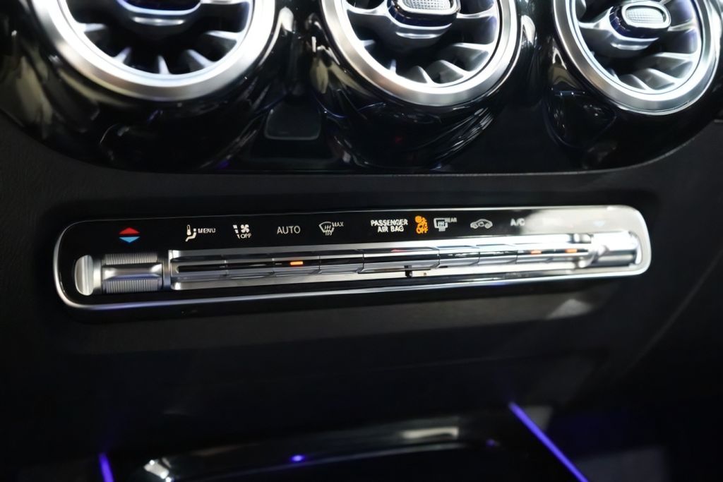 2022 Mercedes-Benz GLA GLA250 - Photo 31