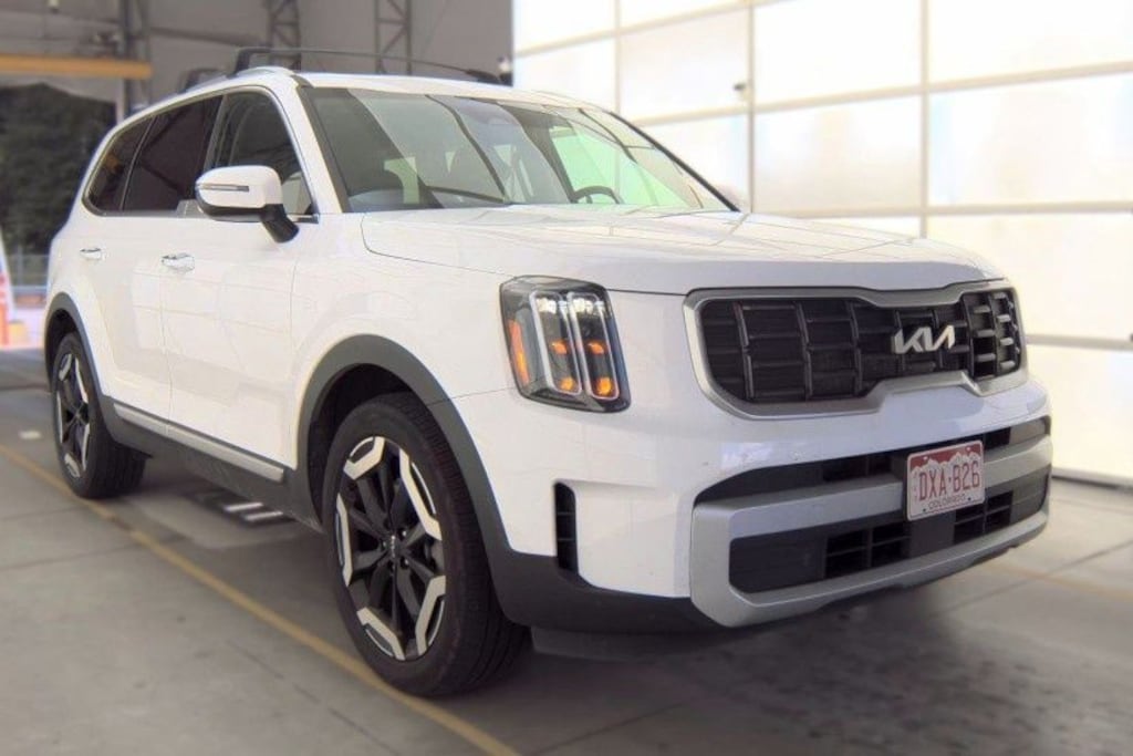 Used 2025 Kia Telluride S SUV
