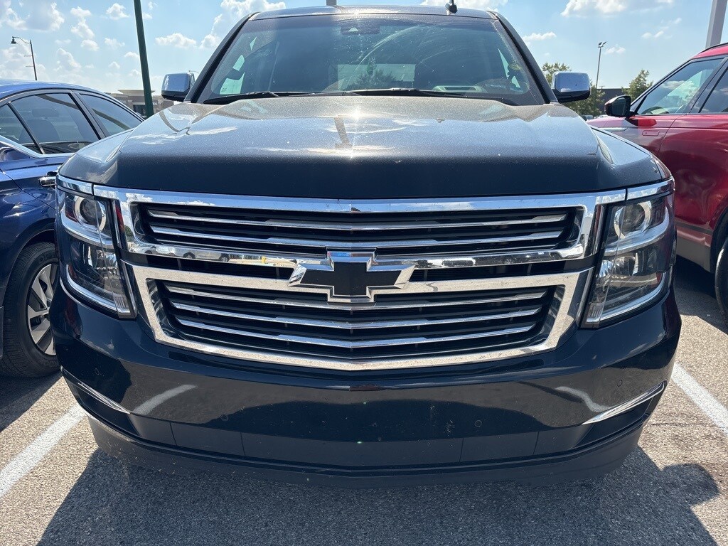 2016 Chevrolet Tahoe LTZ photo 2