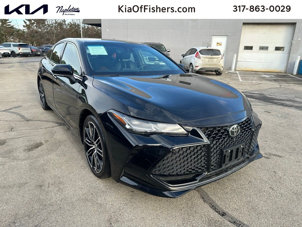 2022 Toyota Avalon Touring's photo