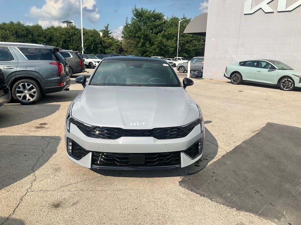 2026 Kia K5 GT photo 2