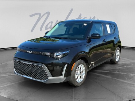 2025 Kia Soul LX Hatchback