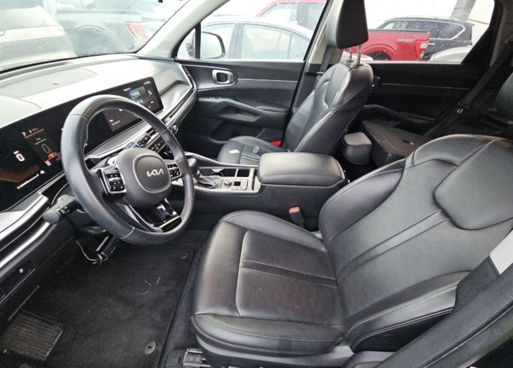 Used 2024 Kia Sorento S SUV