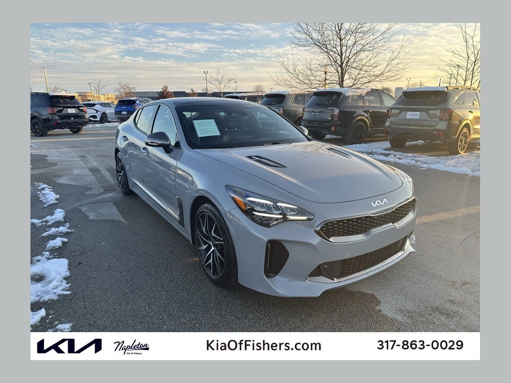 2022 Kia Stinger GT-Line's photo