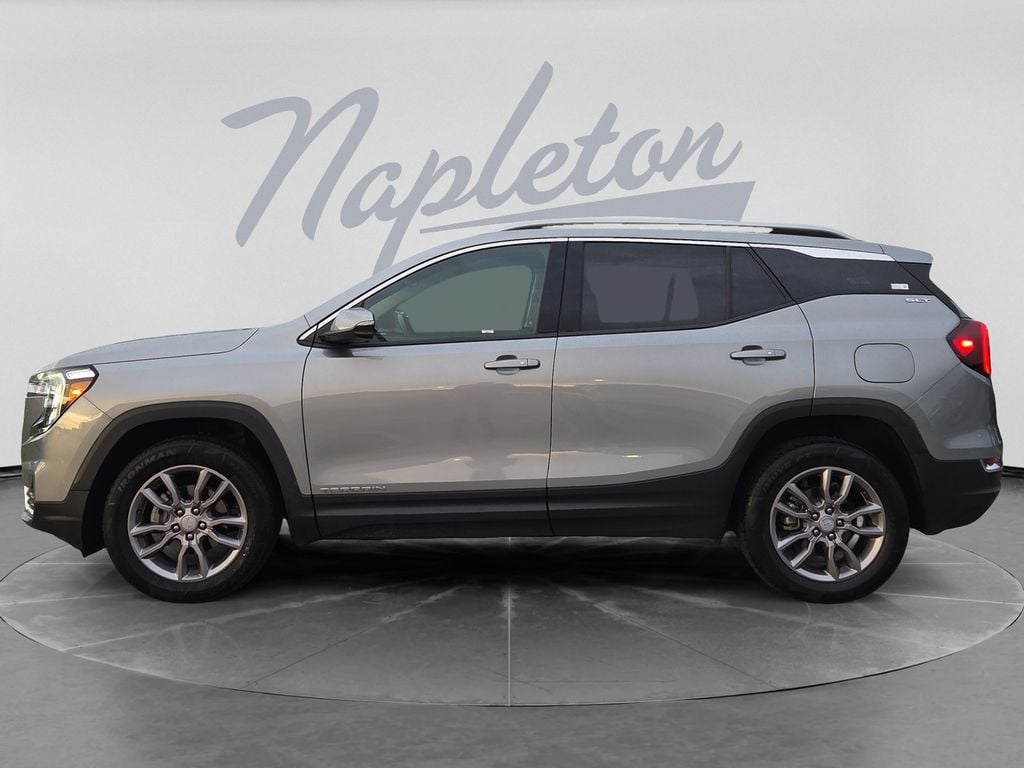 Used 2024 GMC Terrain SLT SUV