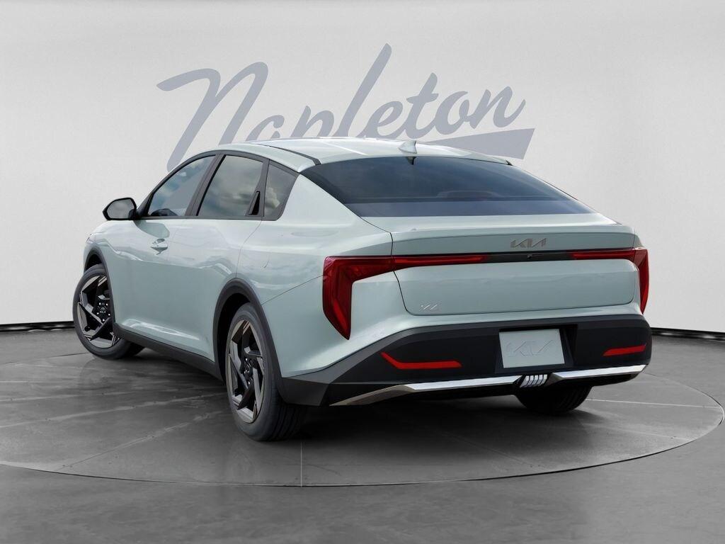 New 2026 Kia K4 EX Sedan