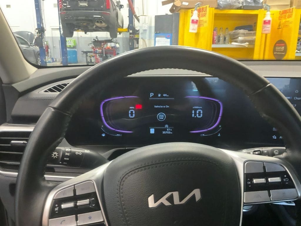 2025 Kia Telluride S - Photo 22