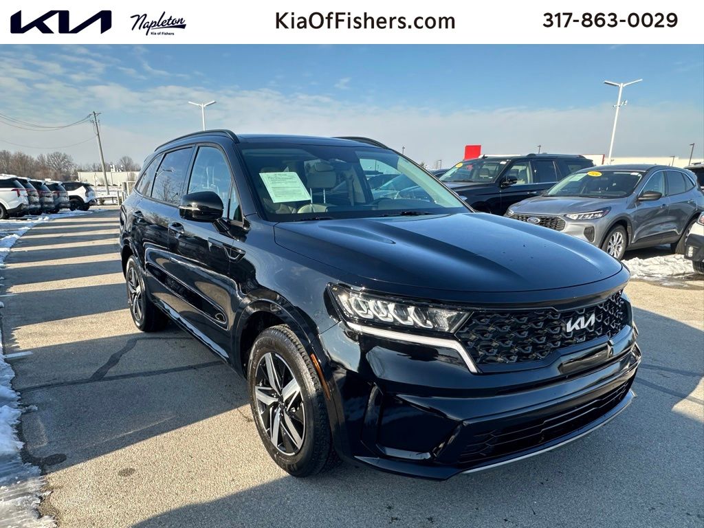 2022 Kia Sorento S's photo