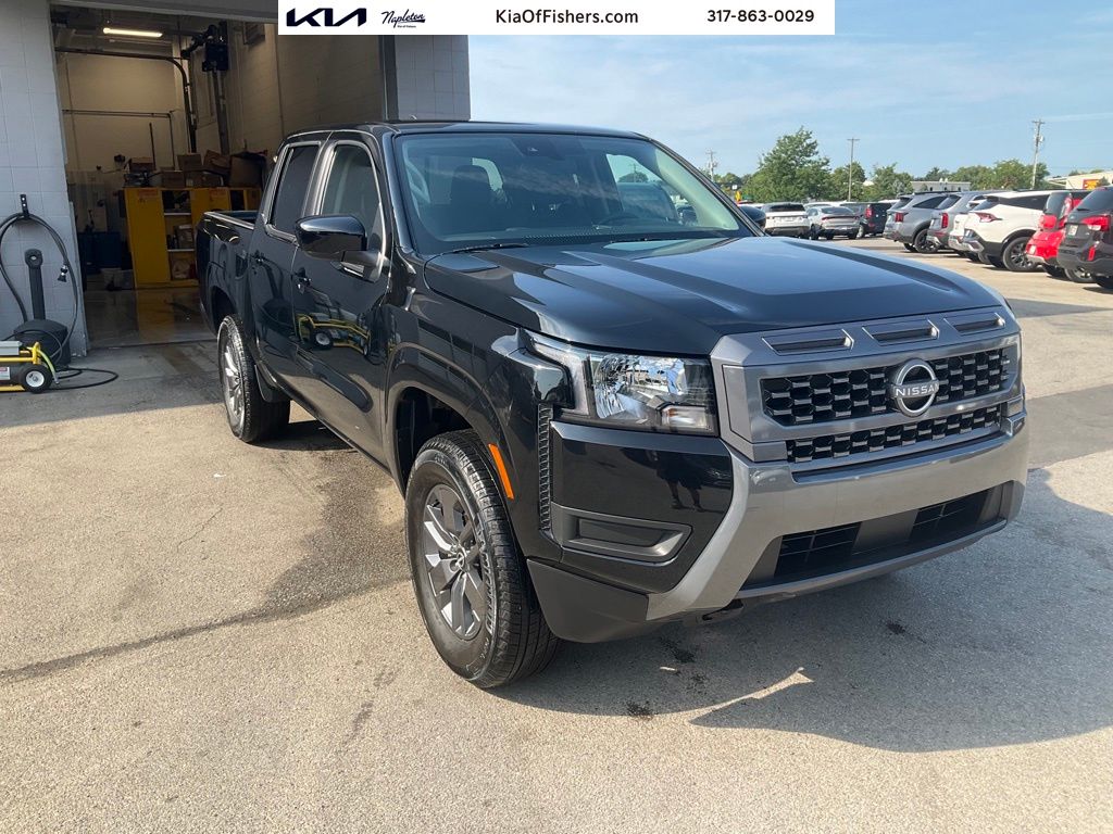 2025 Nissan Frontier SV's photo