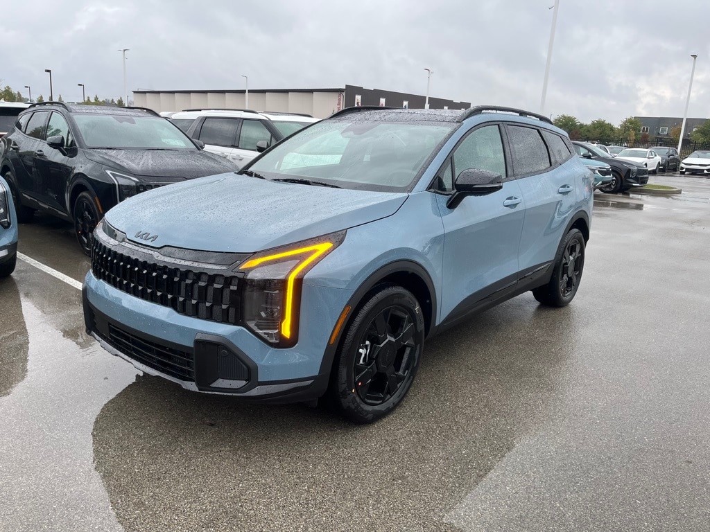 New 2026 Kia Sportage Hybrid X-Line SUV
