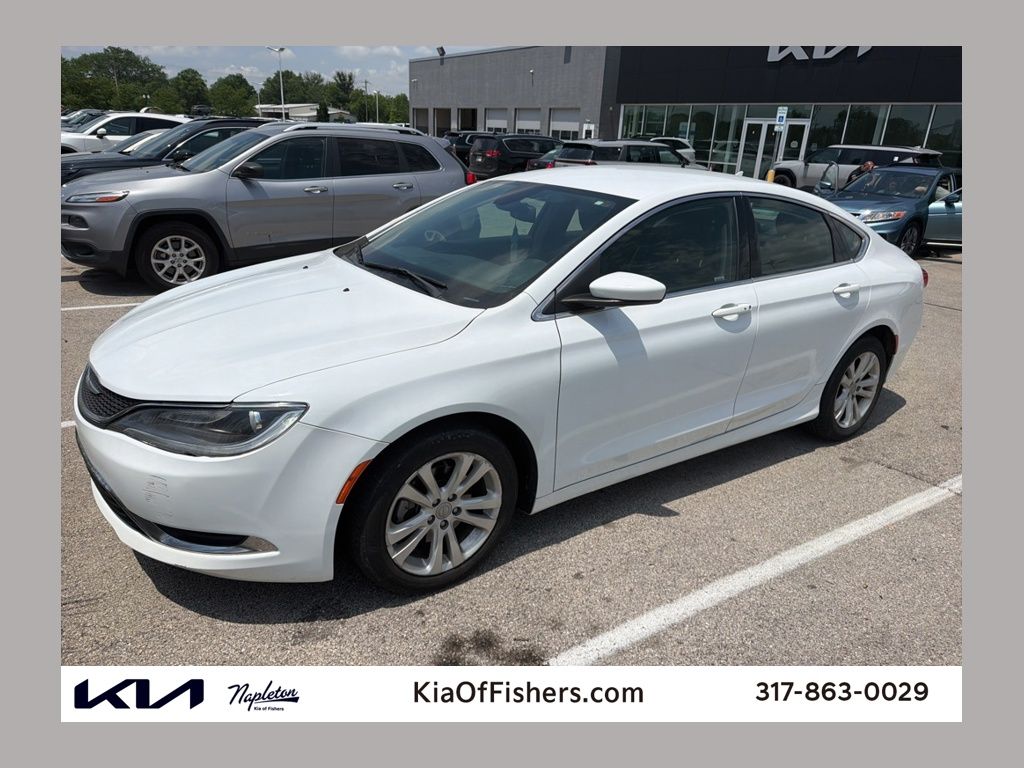 2017 Chrysler 200 Limited Platinum's photo