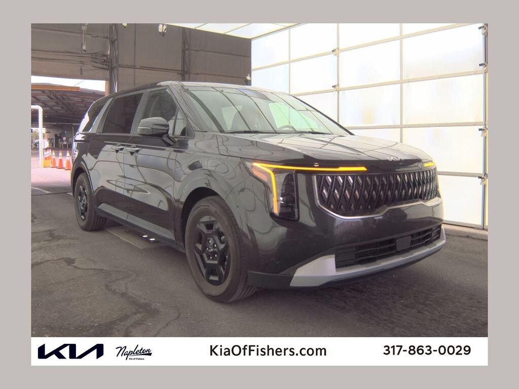Used 2025 Kia Carnival LXS Minivan/Van