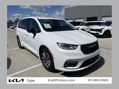 2024 Chrysler Pacifica Hybrid Select Minivan/Van