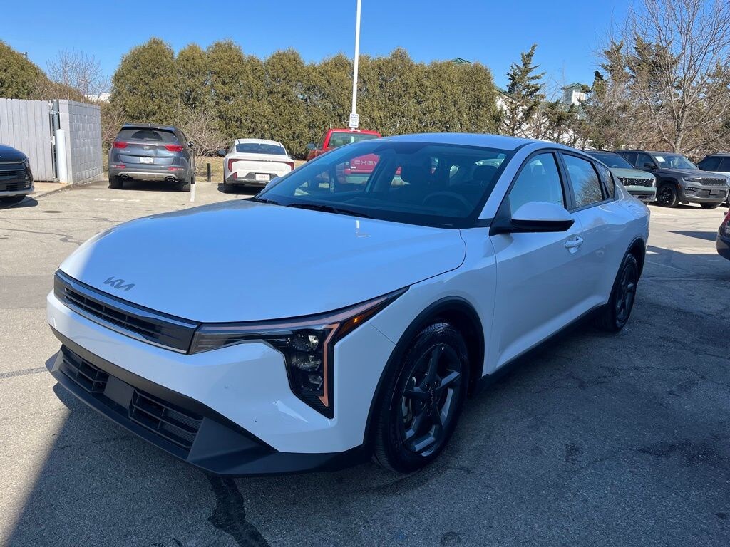 Used 2025 Kia K4 LXS Sedan