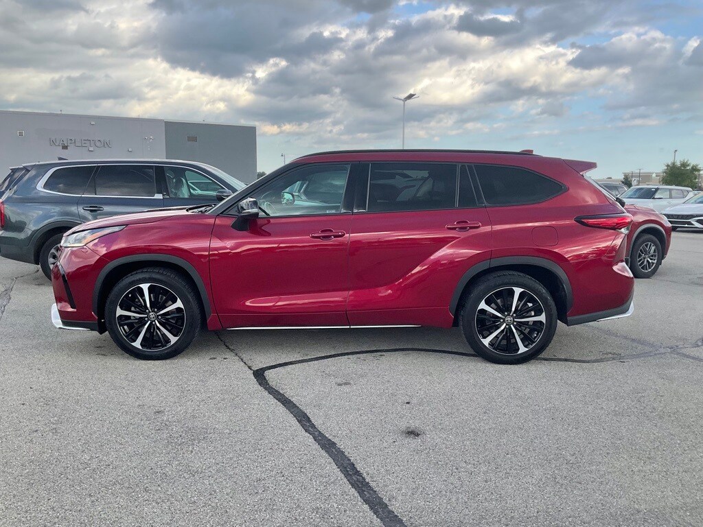 2021 Toyota Highlander XSE photo 4