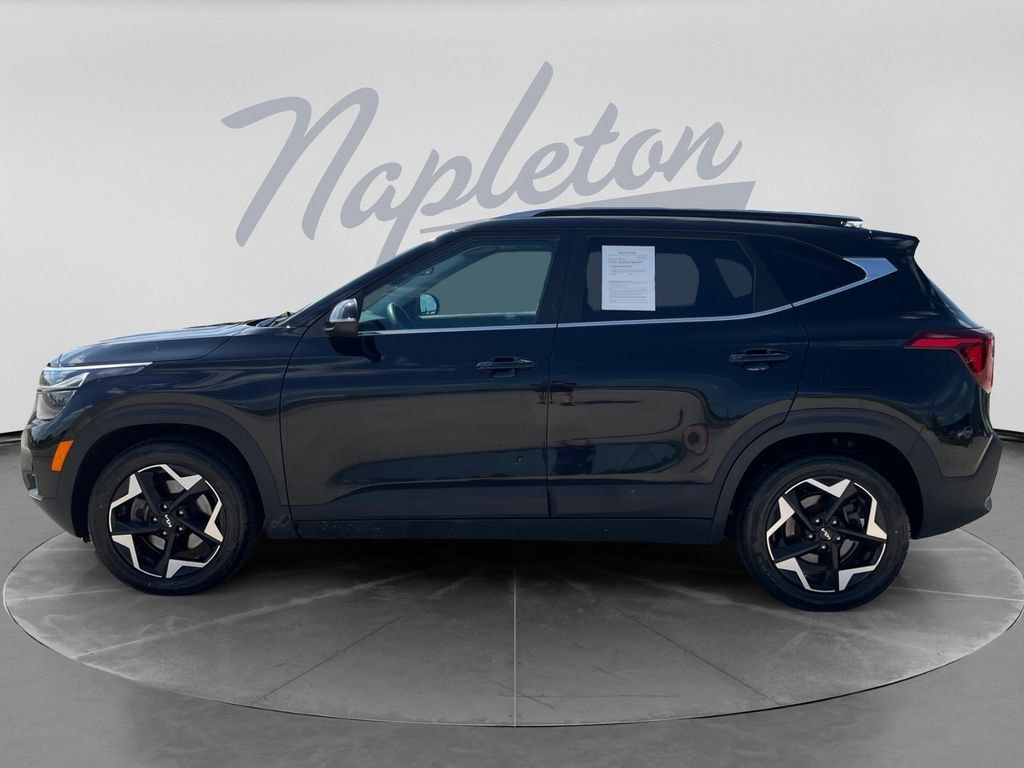 Used 2024 Kia Seltos EX SUV