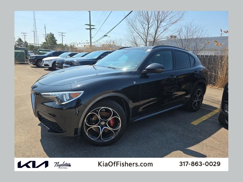 2023 Alfa Romeo Stelvio Ti AWD's photo