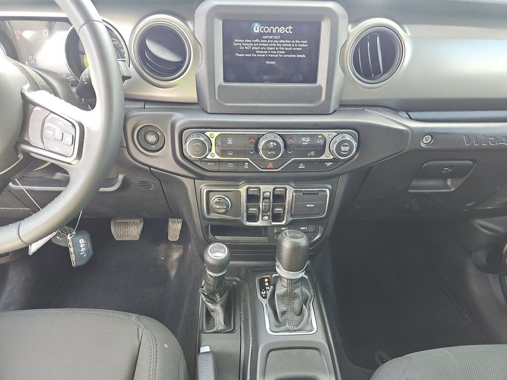 2023 Jeep Wrangler Willys 4xe photo 4