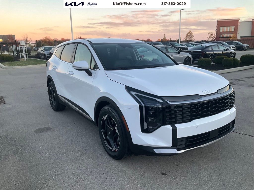 2026 Kia Sportage EX's photo