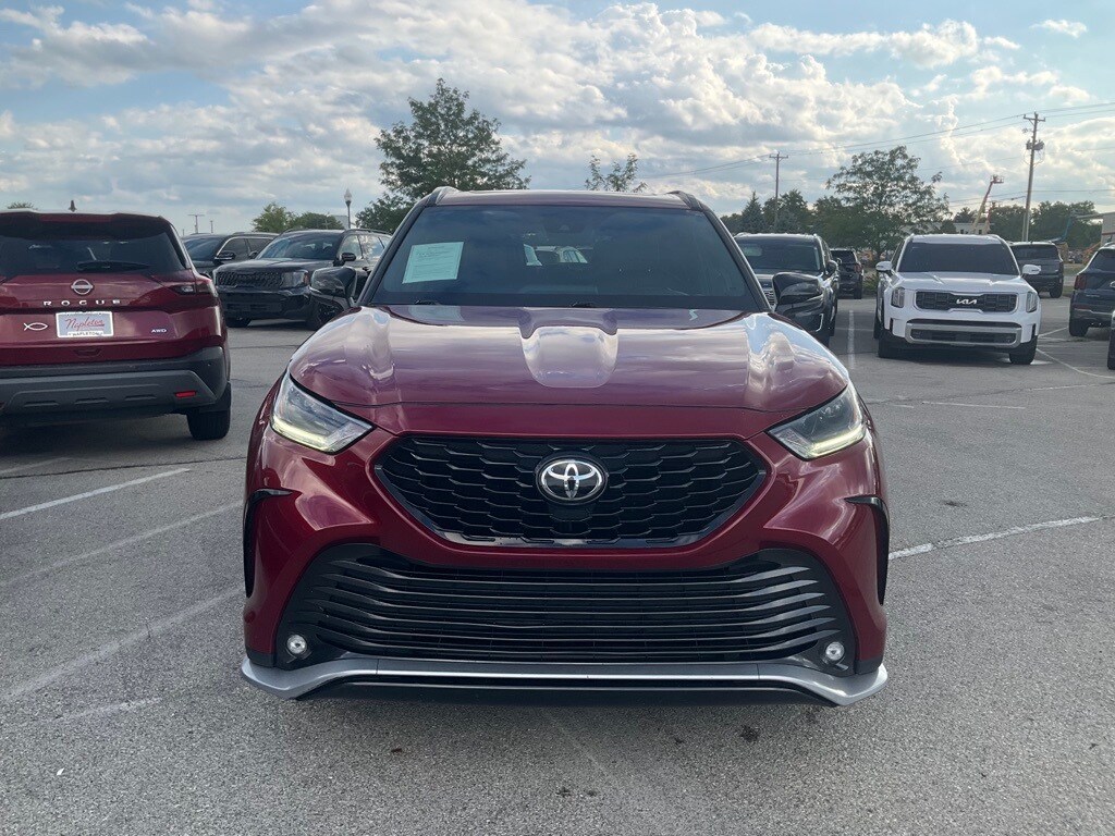 2021 Toyota Highlander XSE photo 2