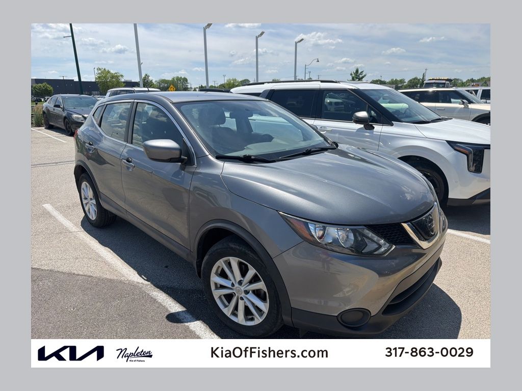 2018 Nissan Rogue Sport S AWD's photo