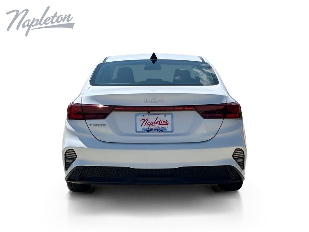 Used 2024 Kia Forte LXS Sedan