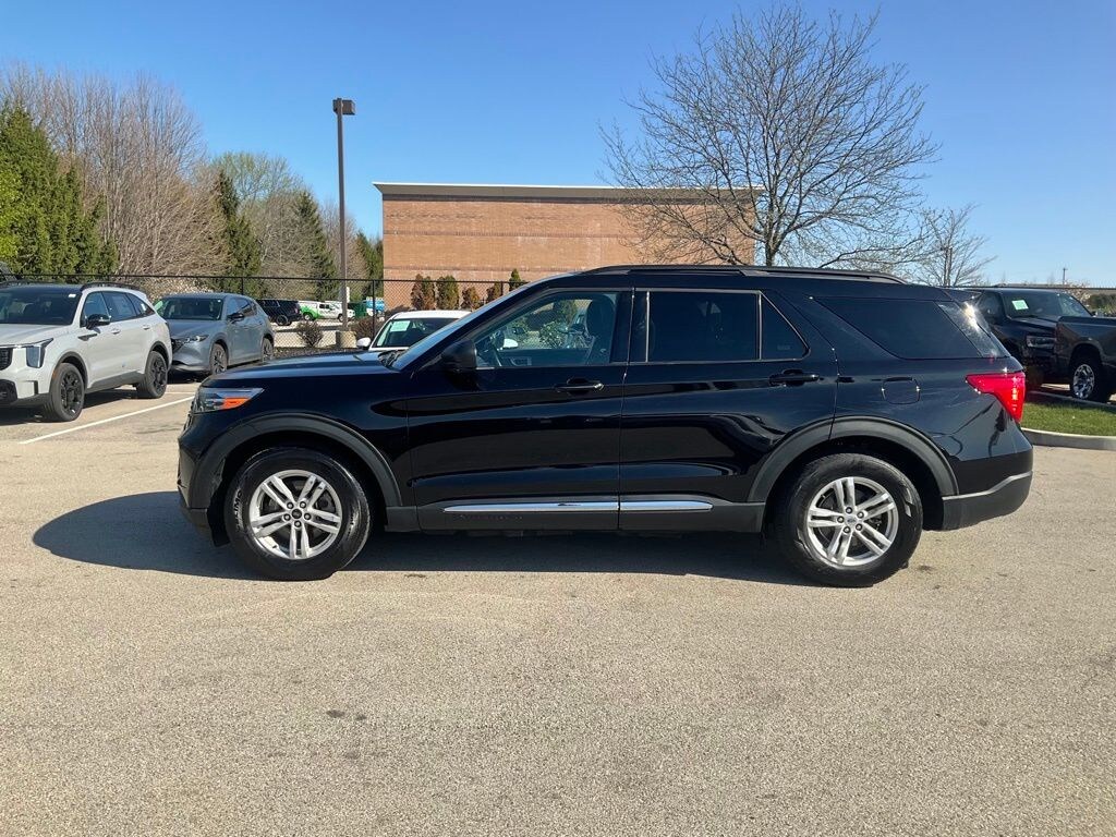 Used 2024 Ford Explorer XLT SUV
