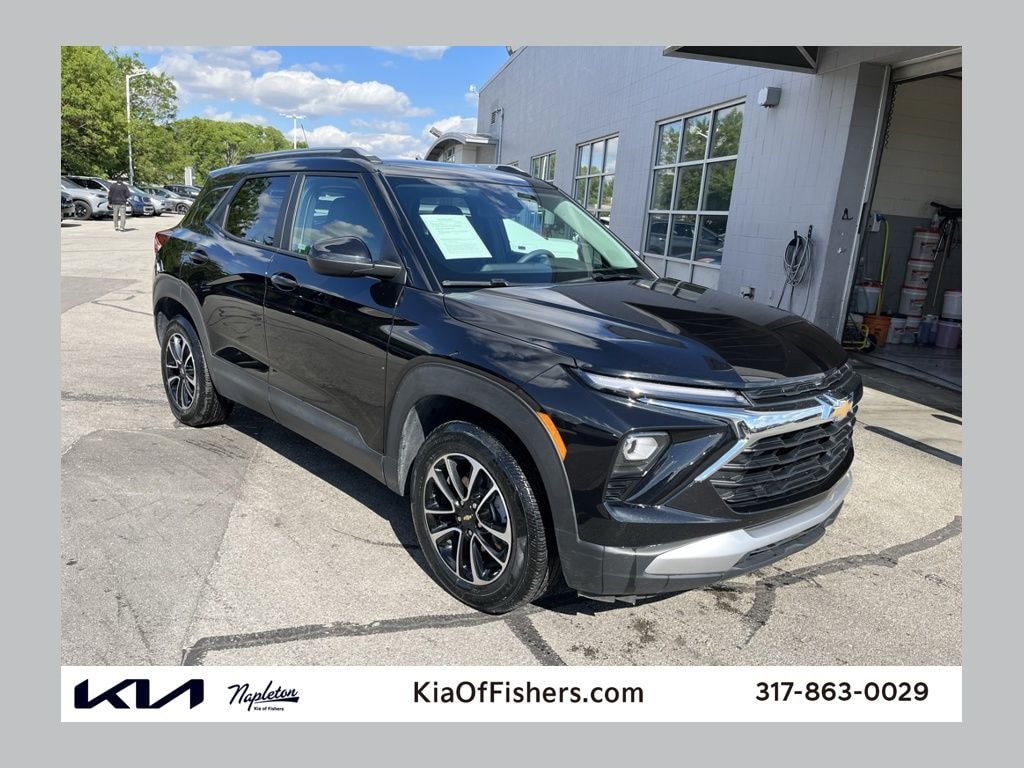 Used 2025 Chevrolet Trailblazer LT SUV