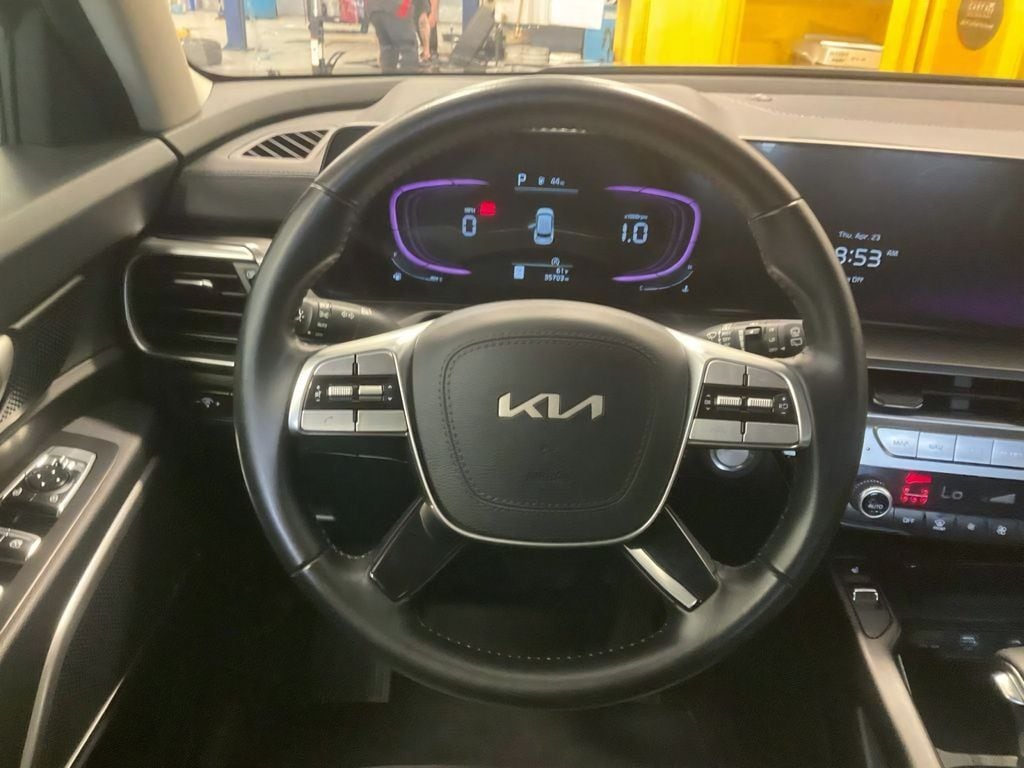 2025 Kia Telluride S - Photo 14