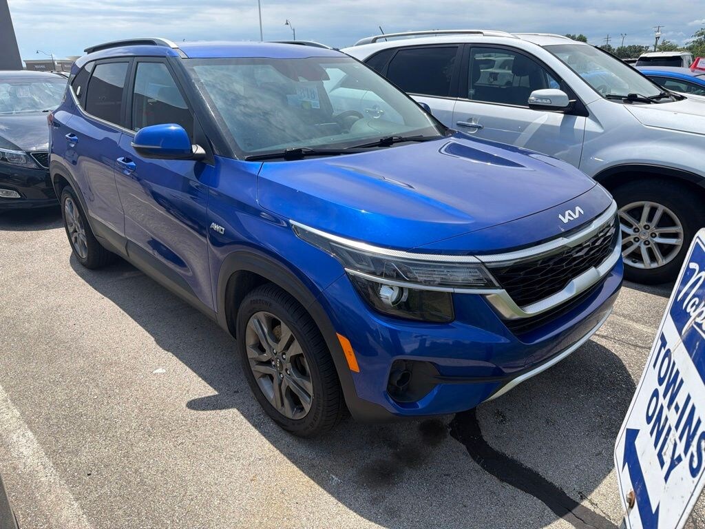 Used 2022 Kia Seltos S SUV