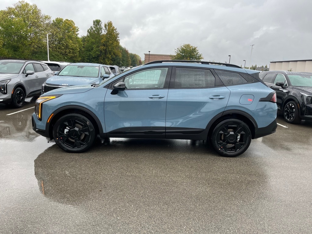 New 2026 Kia Sportage Hybrid X-Line SUV