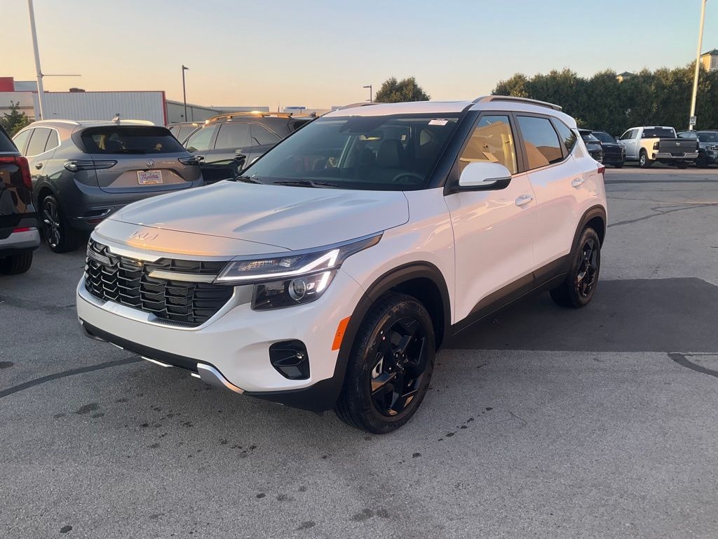 New 2026 Kia Seltos EX SUV
