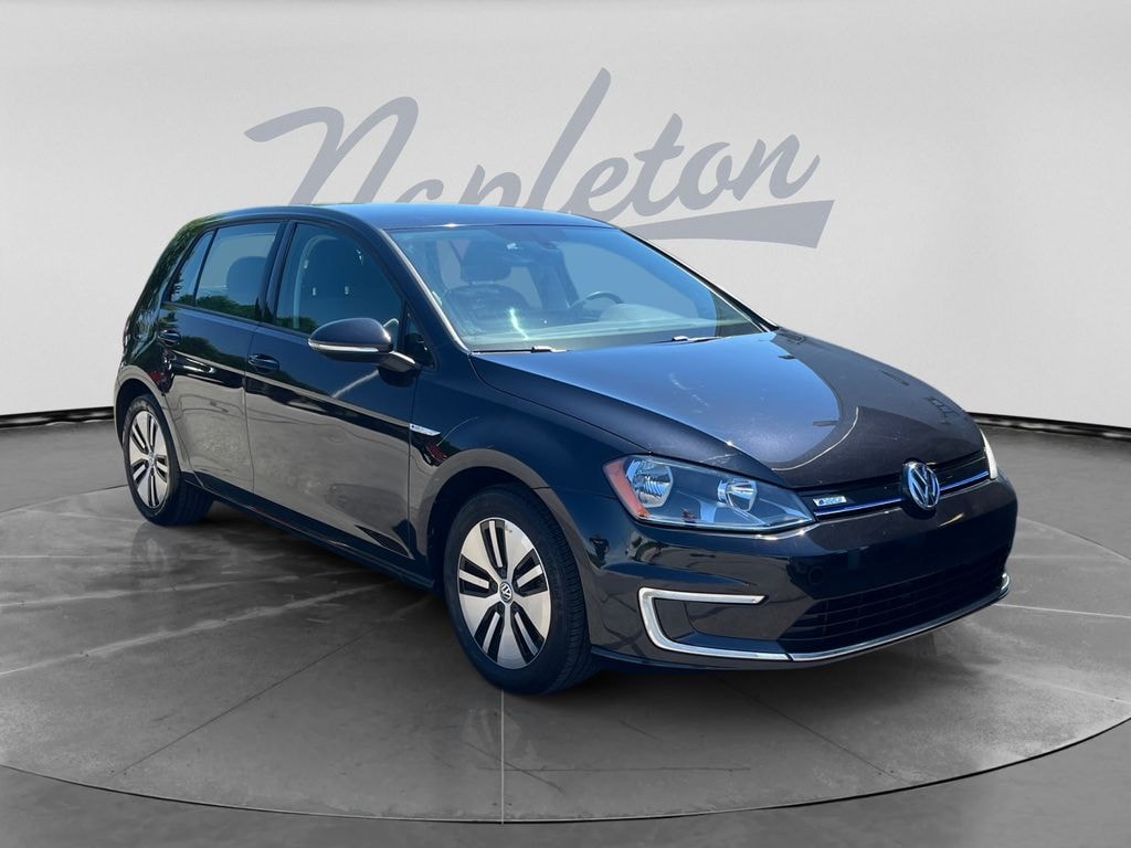 Used 2016 Volkswagen e-Golf SE Hatchback